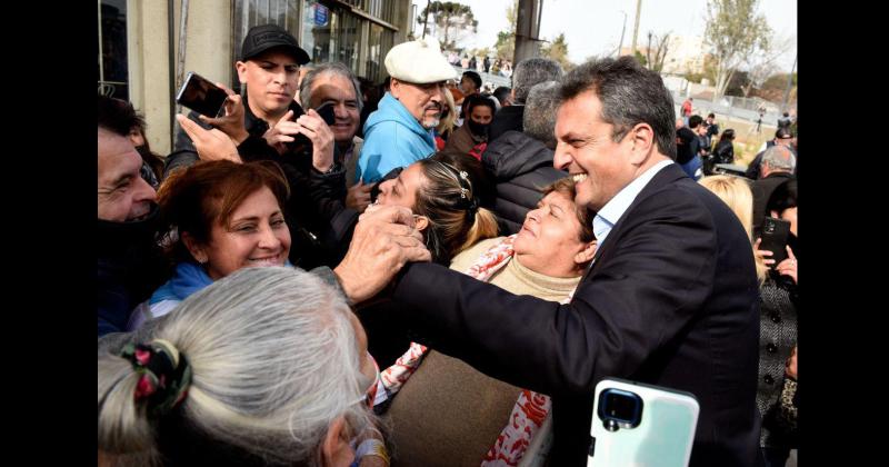 Sergio Massa participó de la inauguración del cuarto puente modular de la línea Sarmiento en Moreno