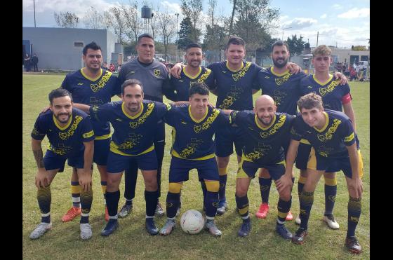 Gimnasia que acumula cinco triunfos y dos empates buscar hoy consagrarse ganador del Apertura de Primera B