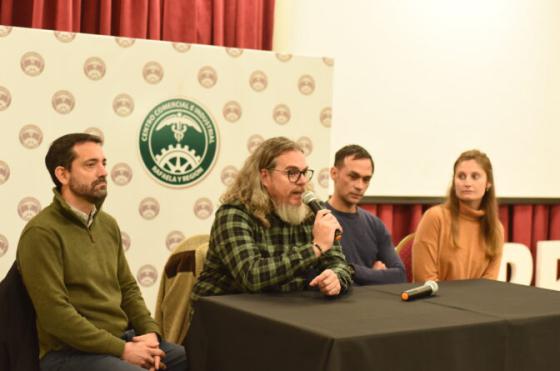 En una conferencia de prensa presentaron la nueva propuesta educativa