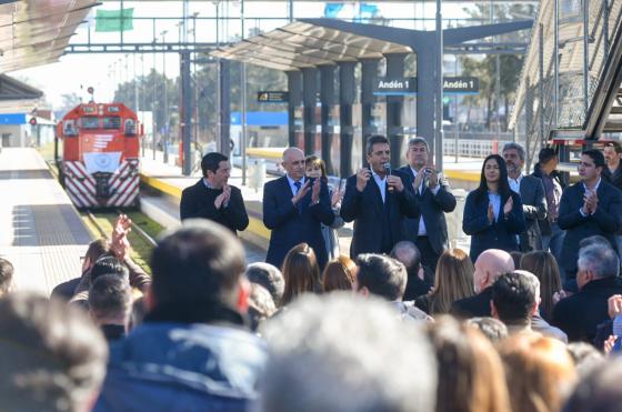 Sergio Massa participó del acto para inaugurar la renovación de esa estación de trenes de la Línea Belgrano Norte