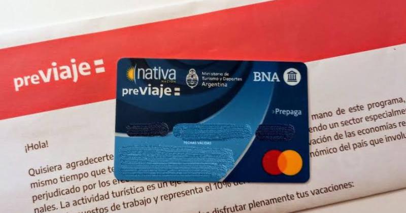 Los beneficiarios reciben una tarjeta del Banco Nación con la cual deben hacer los pagos