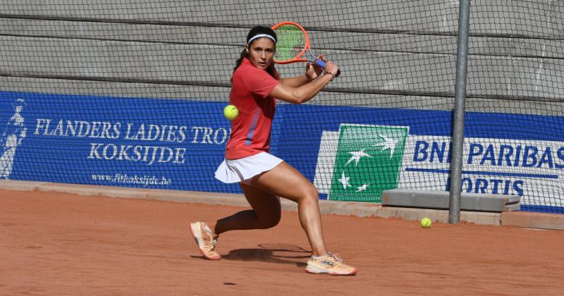 Julia Riera sacó adelante su partido de primera ronda y este jueves buscar dar un nuevo paso