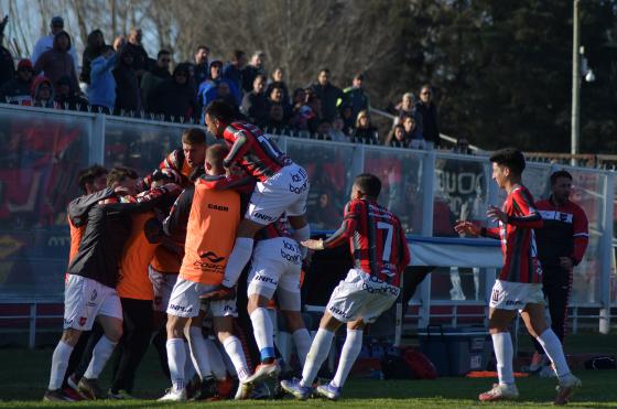 El Fogonero logró destrabar el partido en el final y se quedó con los tres puntos