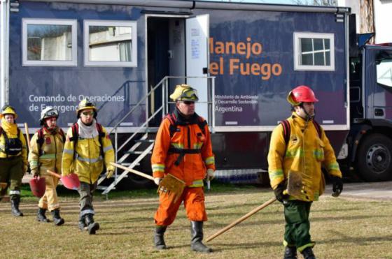 El fuego sigue afectando a Entre Ríos en Victoria y Gualeguay