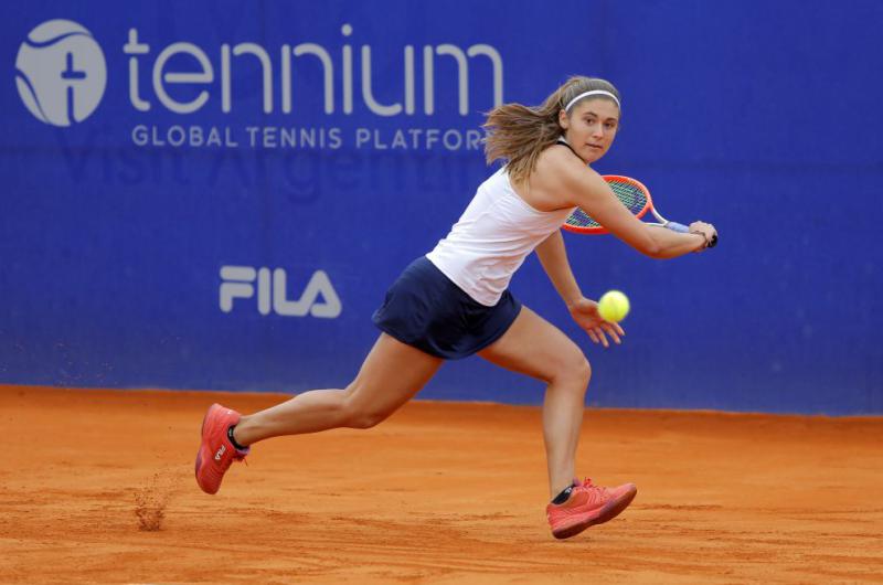 Julia Riera cayó en tres sets ante la montenegrina Danka Kovini