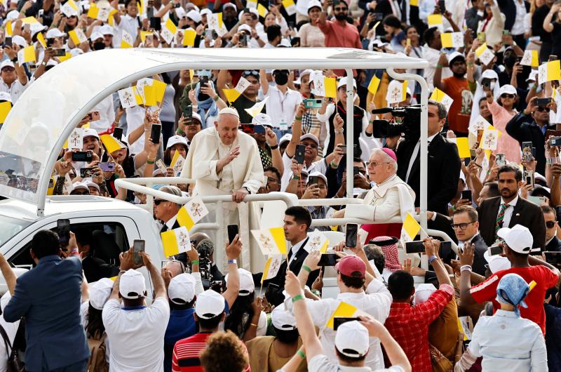 El deporte ennoblece aunque se haga con una pelota de trapo señaló el Papa Francisco