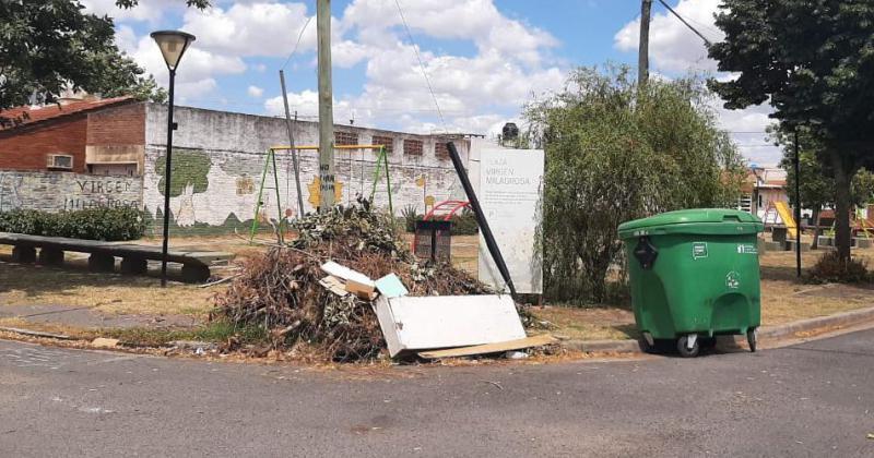 En todos los barrios hay problemas por la incorrecta disposición de la basura y esto genera reclamos