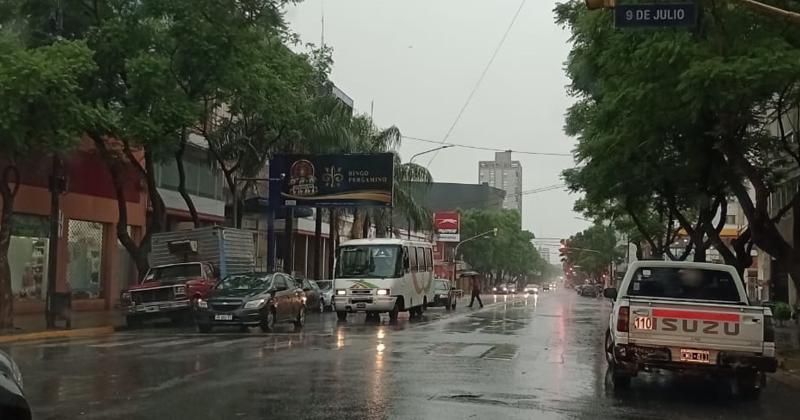 Minutos antes de las 14-00 de ayer empezó a llover en Pergamino y la zona