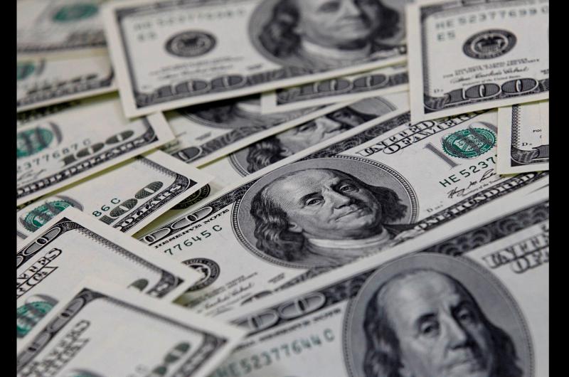 El dólar cotización libre no detiene su marcha alcista