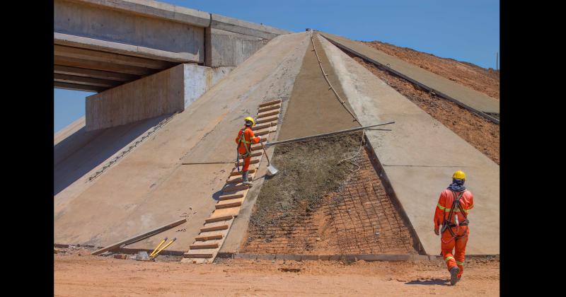 El proyecto avanza a ritmo sostenido en el tramo que se desarrolla entre Maguire (kilómetro 198) y Fontezuela (kilómetro 2013) que presenta un progreso cercano al 80 por ciento
