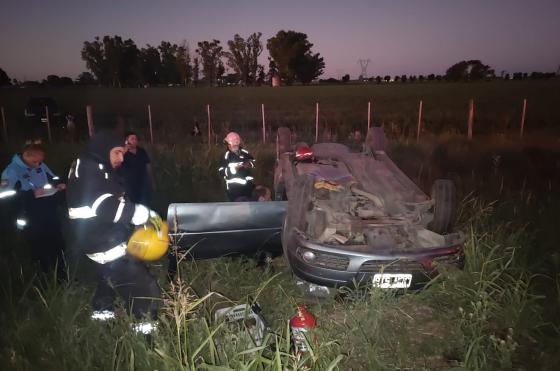 El vuelco ocurrió en la noche del sbado y la mujer falleció en la madrugada del domingo