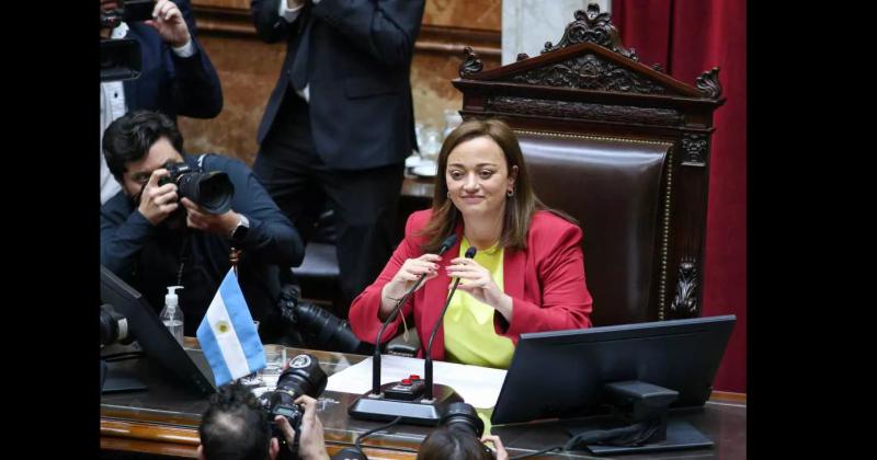 Tuvieron que pasar 158 años para que la Cmara de Diputados tenga por primera vez una presidenta mujer cuando asumió esa responsabilidad Cecilia Moreau