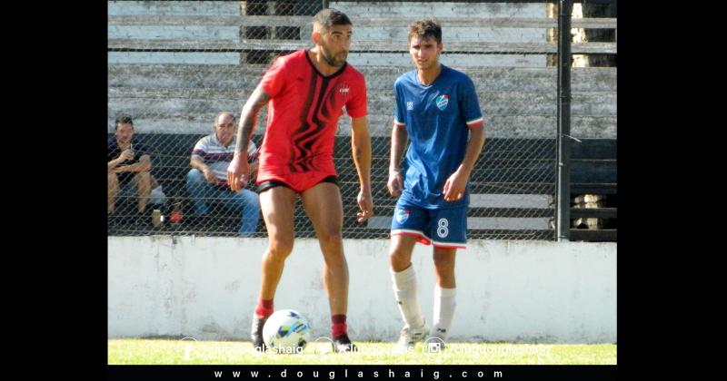 Pablo Mazza entre los titulares del equipo fogonero