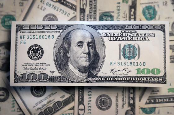 El dólar blue retrocede 3 y se vende a 391 en el mercado paralelo