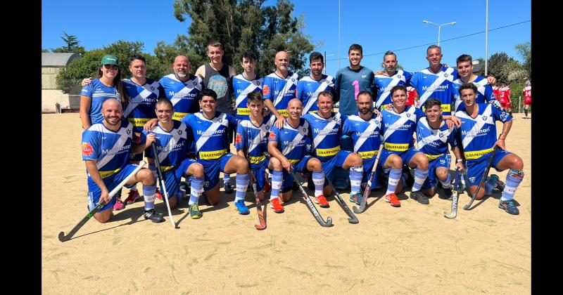 El equipo de Viajantes que debutó ganando el clsico frente a los siriacos