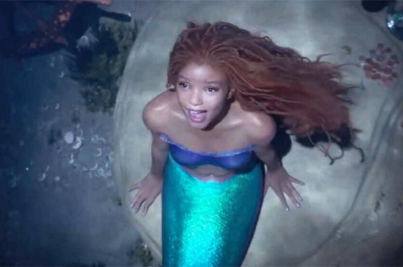 La Sirenita La película est protagonizada por Halle Bailey como Ariel