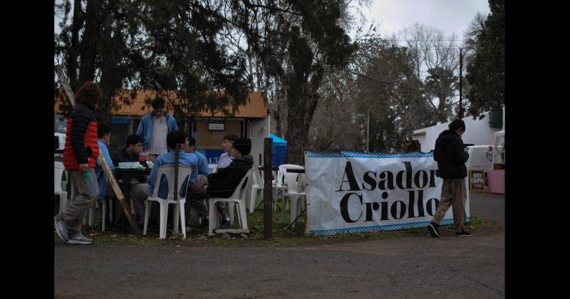 El Rincón Patero es atendido por el Fortín Pergamino- ofrecen asado choripanes picadas y mucho ms