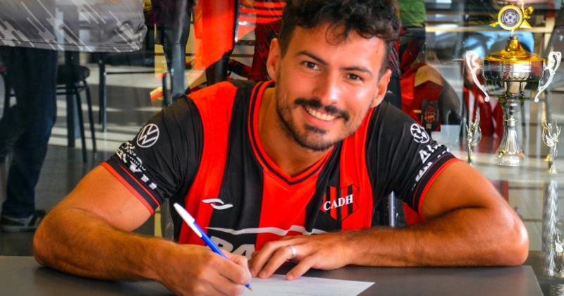 Rodrigo Caballuci firmó su contrato y vestir� un año m�s la camiseta rojinegra