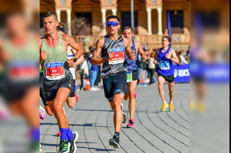 Luciano Dragi en el Maratón de Sevilla Luego de unas semanas de recuperación puso nuevamente sus piernas a trabajar