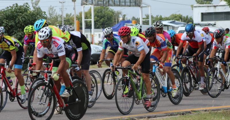 La jornada de competencias es organizada por el Club Ciclistas Unidos Pergamino