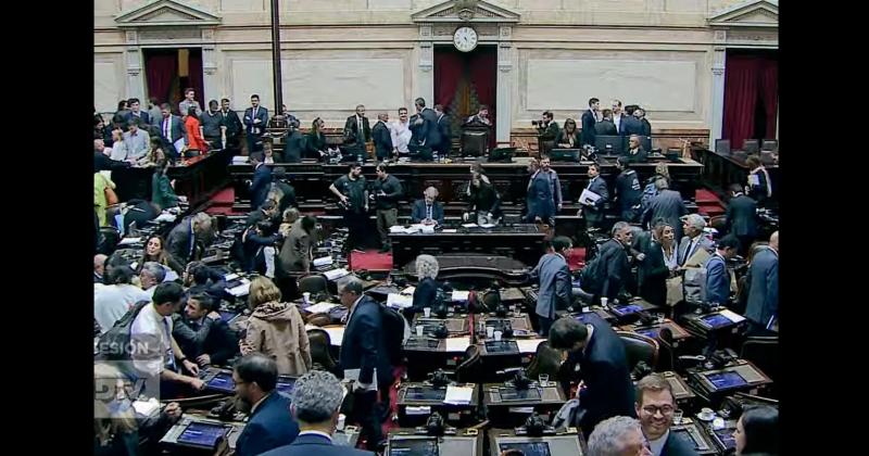 La Cmara de Diputados aprobó hoy por 140 votos a favor 103 negativos y 6 abstenciones el llamado Paquete Fiscal