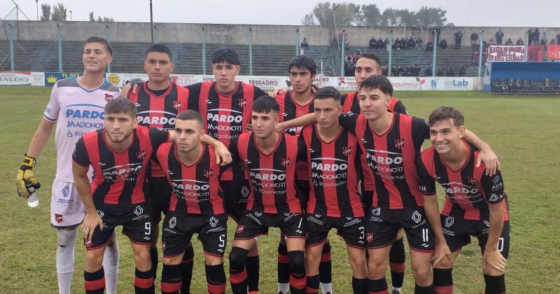 Douglas Haig ganó en el estadio Carlos Grondona