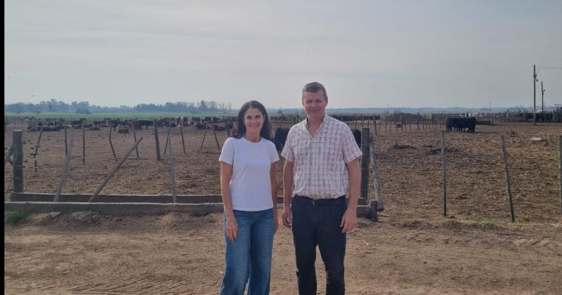 Adolfo Neffen junto a su hermana Silvina