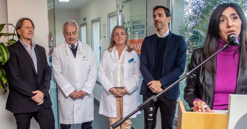 Cliacutenica La Pequentildea familia incorporoacute equipo para diagnoacutesticos avanzados