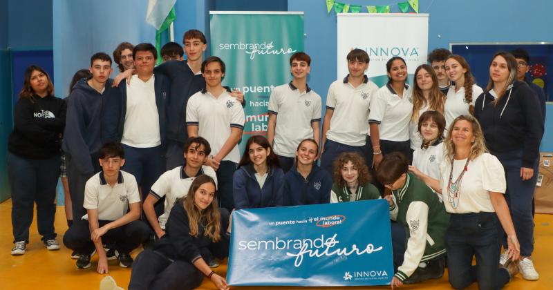 Estudiantes del Colegio San Agustín fueron los que participaron del primer taller del Programa Sembrando Futuro