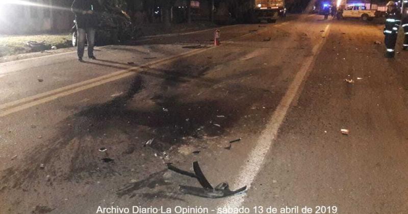 El impacto de ambos vehículos ocurrió en el carril por donde circulaba el camión