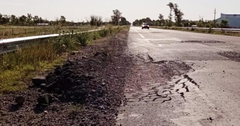 La falta de mantenimiento es evidente en la ruta nacional Nº 188 y nunca respondieron sobre obras para mejorar la seguridad vial de los automovilistas