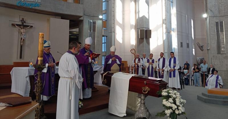 La ceremonia se desarrolló en la tarde del jueves en el Santuario de la Virgen del Rosario