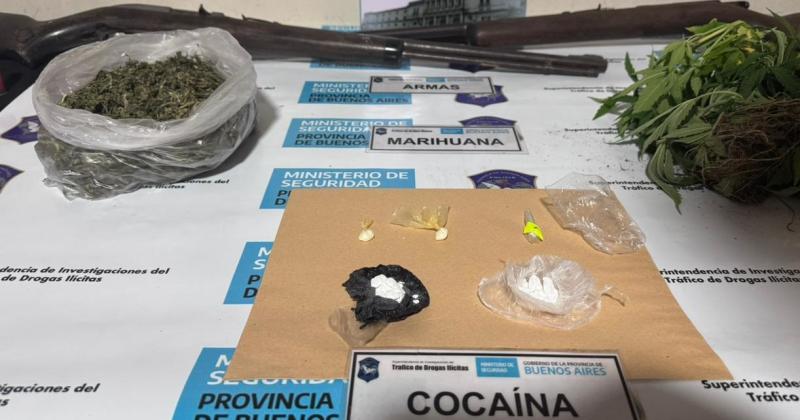 Dosis de cocaína y marihuana secuestradas en uno de los operativos