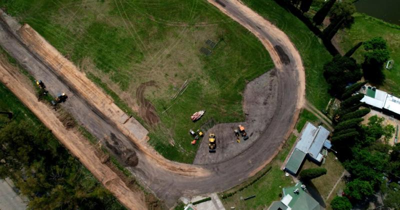 Se avanzan con las obras para la nueva pista de atletismo de tartn que ser única en la región