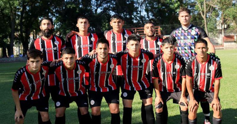 Racing completó una positiva primera fase- primero invicto y clasificado