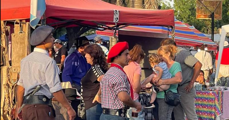 Fueron numerosas las personas que participaron en el festejo que se desarrolló el lunes feriado