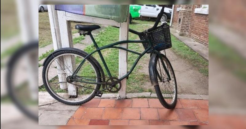 Bicicleta recuperada por la Policía en poder del sospechoso