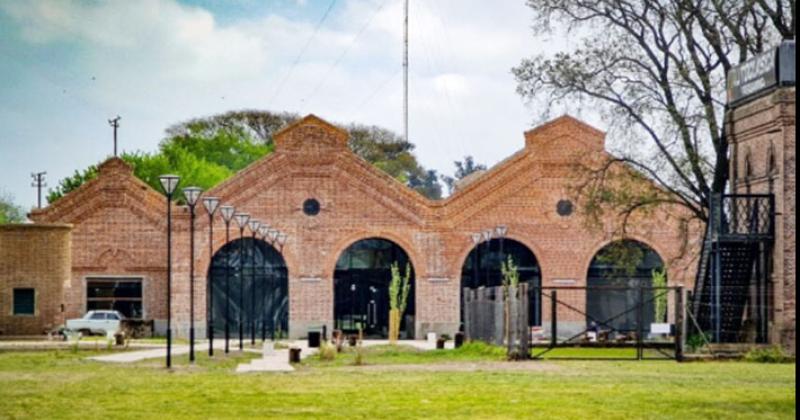 El Centro Cultural Bellas Artes ubicado en avenida Alsina y Moreno