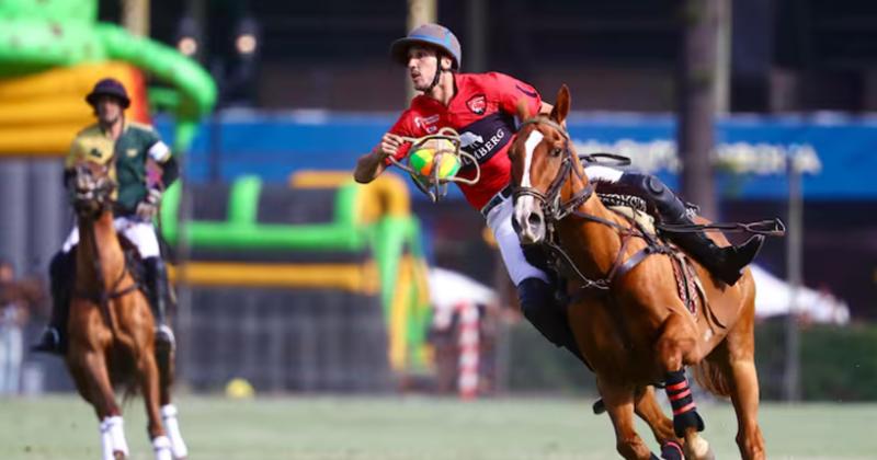 Federico Ferrari anotó dos goles en la final frente a San Patricio