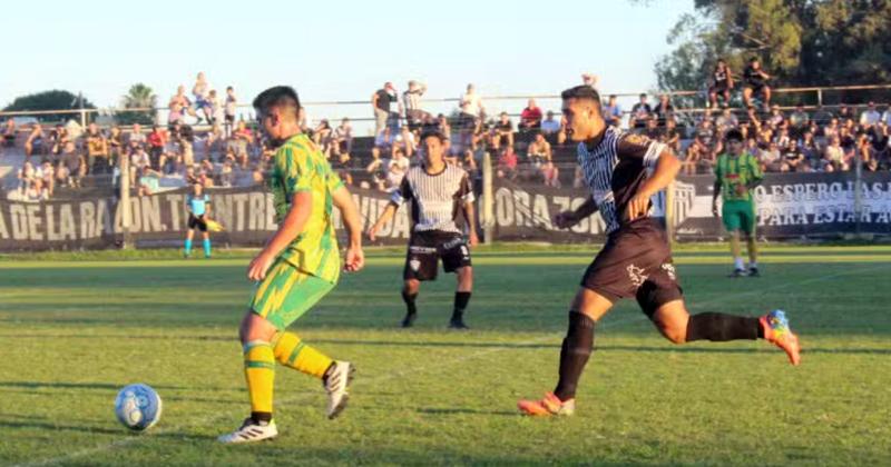 Defensores de Salto logró un gran triunfo de visitante en el Jacinto Gato López en el partido de ida frente a La Emilia de San Nicols y le quitó el invicto