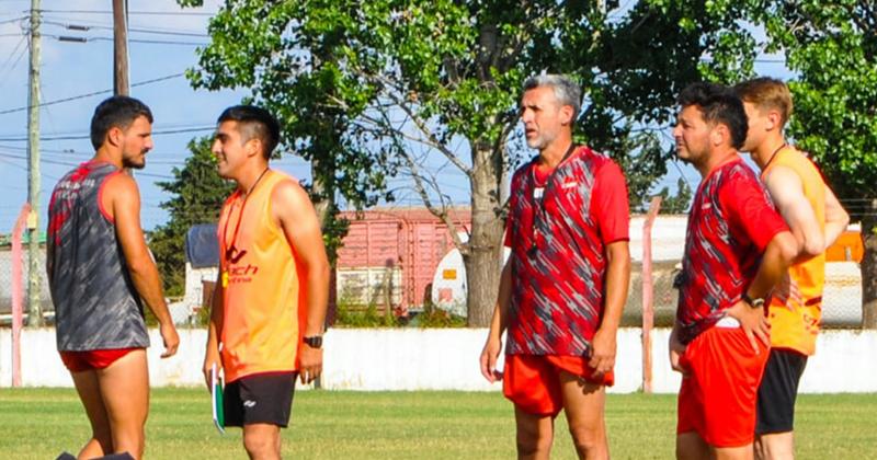 El plantel profesional iniciar la pretemporada bajo las órdenes de Adrin Aranda