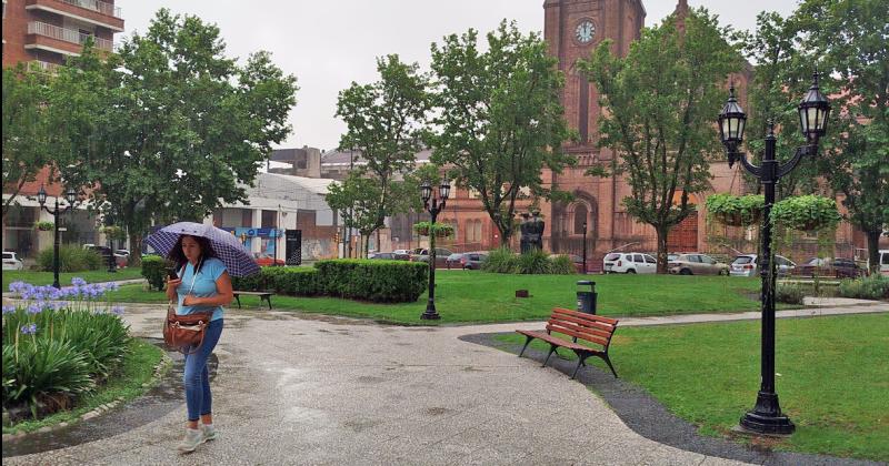 Según el SMN las lluvias continuarn hasta este miércoles inclusive