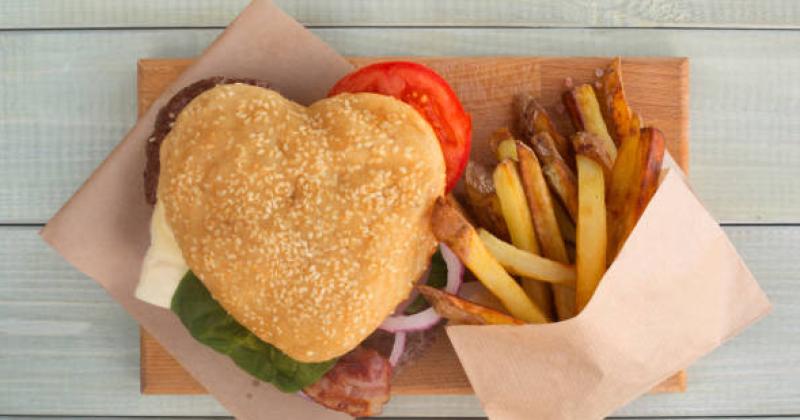 Las hamburguesas lideran el raking de las comidas ms pedidas para San Valentín