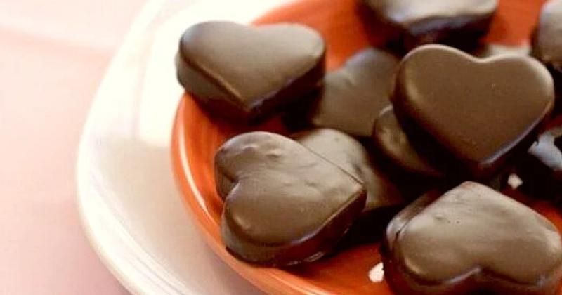 Para hacer un regalo o para disfrutar como postre los chocolates son un clsico infaltable en el Día de los Enamorados